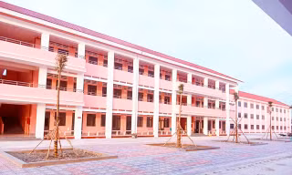 Cận cảnh ba trường nội trú mới ở vùng biên An Giang trước khai giảng