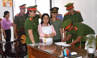 Khởi tố đối tượng xúc phạm danh dự, uy tín của nhiều tổ chức, cá nhân