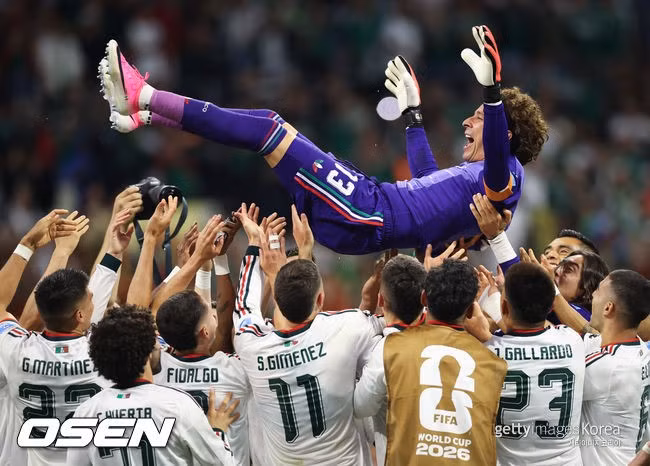 ochoa.jpg