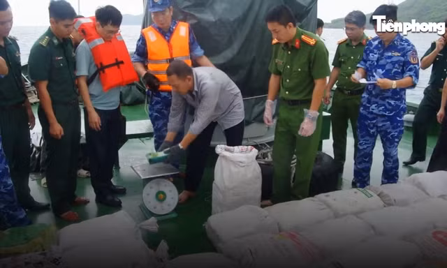 [CLIP] Phá đường dây vận chuyển ma túy trị giá 800 tỷ đồng bằng tàu cá