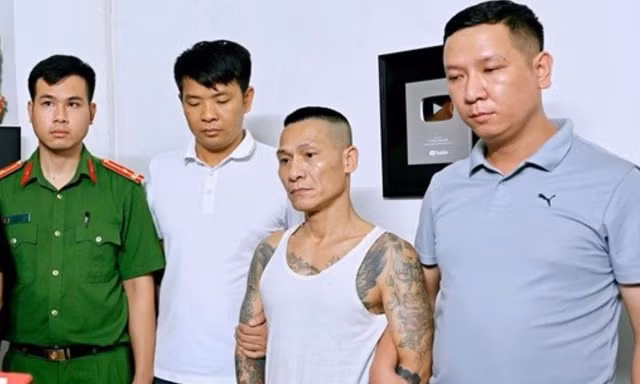 Bắt TikToker 'Tế Điên Nam Định' 