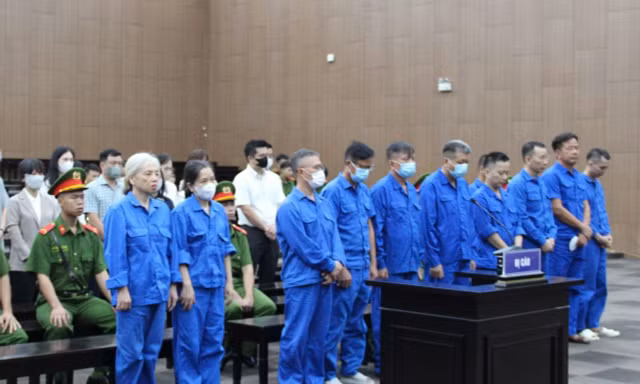 Cựu Thứ trưởng Nguyễn Bá Hoan thừa nhận cấp dưới 'nhũng nhiễu' buộc doanh nghiệp hối lộ