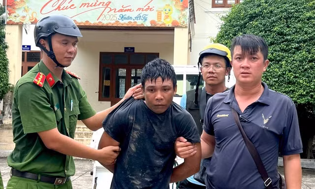 Bắt đối tượng dùng mã tấu chém vào đầu thành viên tổ an ninh xã