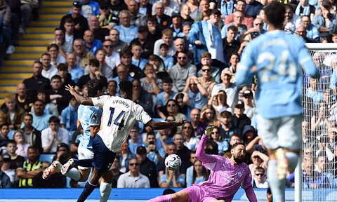 Trực tiếp Man City vs Coventry 1-0 (H2): Không vào!!! Haaland bị từ chối bàn thắng 