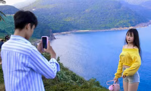 Nghỉ lễ, giới trẻ tìm về chốn bình yên giữa lòng Đà Nẵng
