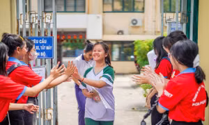 Thi vào lớp 10 tại TPHCM: Có 2 thủ khoa, cùng đạt điểm tuyệt đối môn Toán