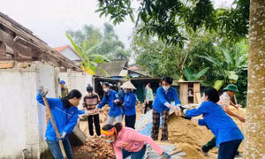 Tuổi trẻ Hà Tĩnh góp sức trẻ dựng xây những ngôi nhà vững chãi