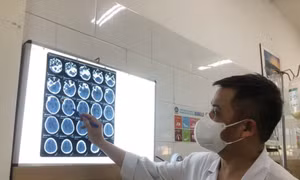Hướng tới miễn viện phí toàn dân, người dân sẽ được khám sức khỏe định kì hằng năm