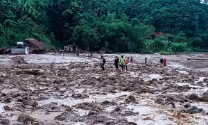 Long An ủng hộ đồng bào vùng bão lũ các tỉnh phía Bắc 13,5 tỷ đồng