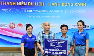 Thanh niên du lịch - hành động xanh ở Yên Bái