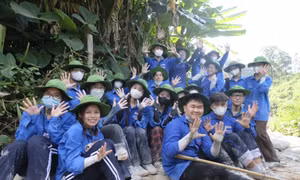 'Ba cùng' đổi thay vùng đất khó - Bài 2: Mồ hôi đổ trên 'con đường mơ ước'