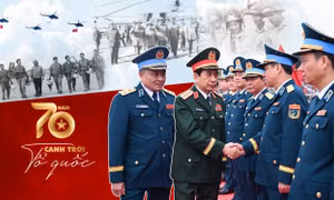 70 năm canh trời Tổ quốc