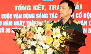 Tổng cục Chính trị trao giải tranh cổ động về Quân đội