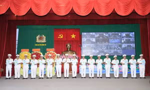 Công bố quyết định của Bộ trưởng Bộ Công an về công tác cán bộ