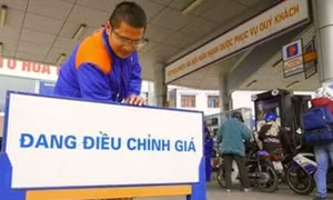Bộ Tài chính trình phương án giảm thuế TTĐB và VAT với xăng dầu. ảnh minh hoạ 