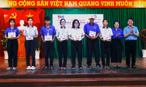 Hành trình ý nghĩa của thanh niên Bình Dương tại huyện đảo Phú Quý