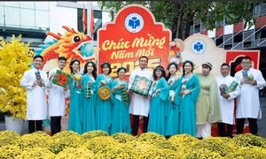 Nhiều trường ở TPHCM tiếp tục cho sinh viên nghỉ Tết