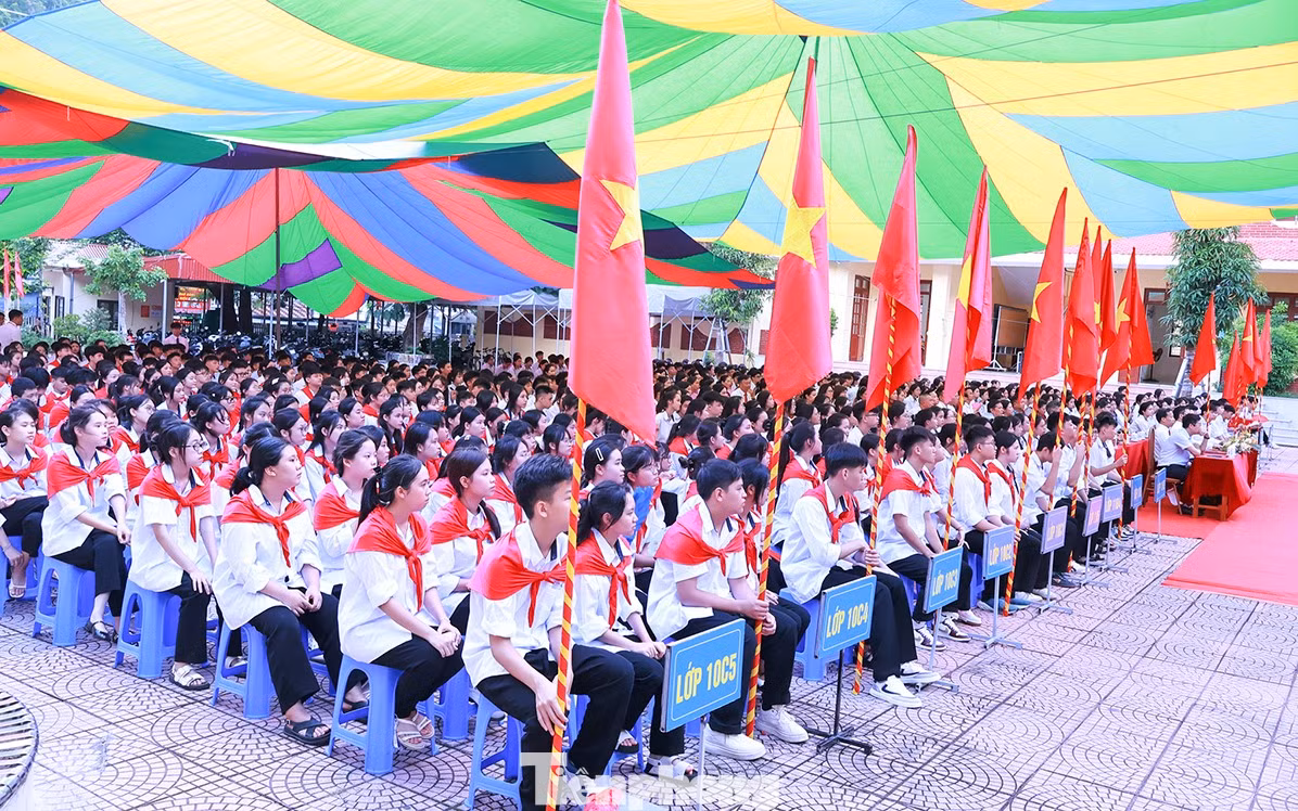 tp-khai-giang-1.png