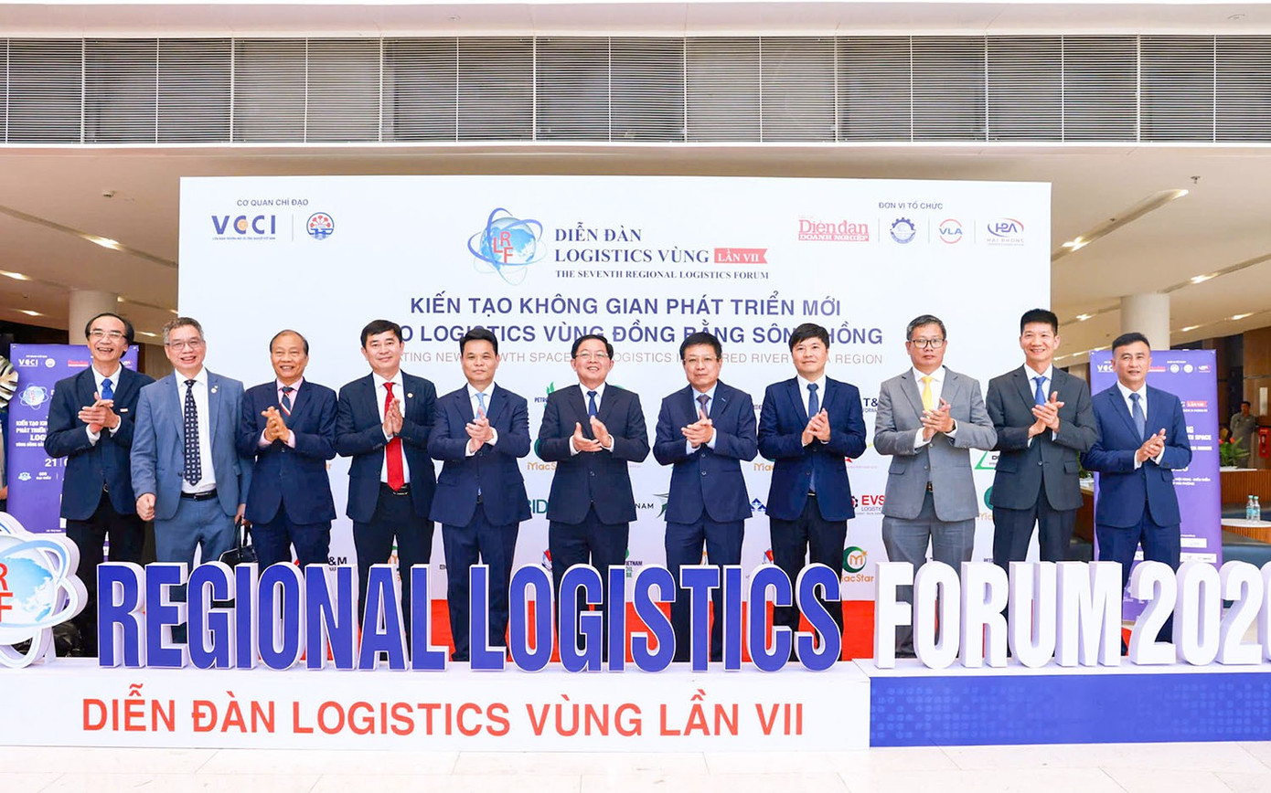Phó Thủ tướng: Đưa logistics trở thành ngành kinh tế dịch vụ quan trọng