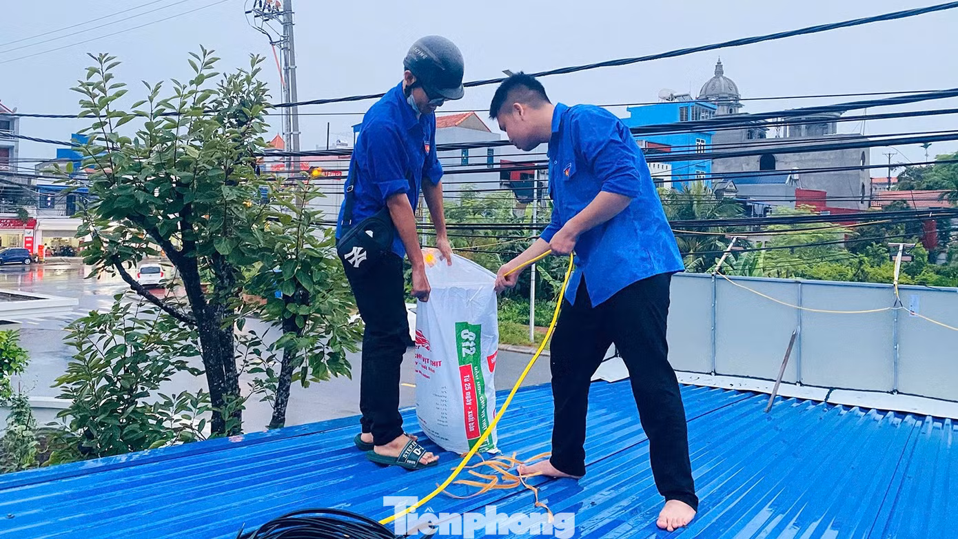tp-thanh-nien-chong-bao-10.jpg