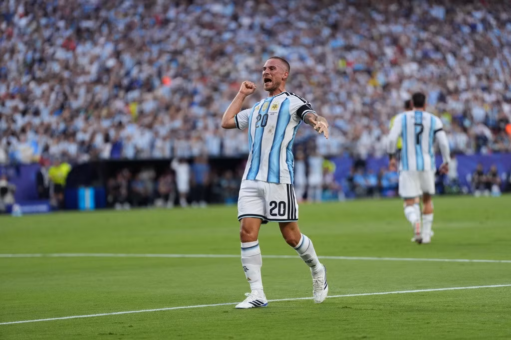argentina-thuy-si-10.jpg