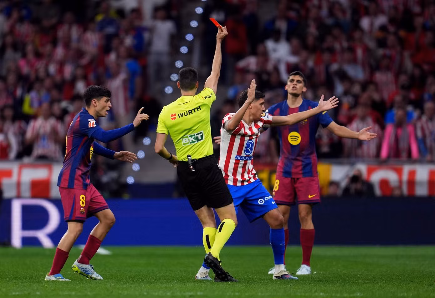 atletico-de-madrid-v-fc-barcelona-laliga-ea-sports-3-2-1536x1052.jpg