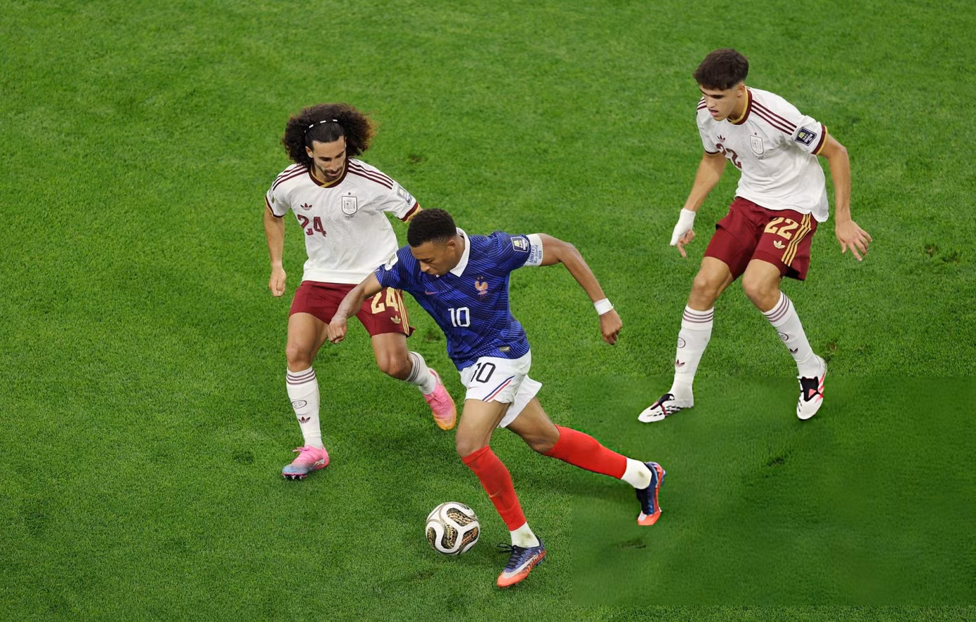 cucu-mbappe-run-body.jpg