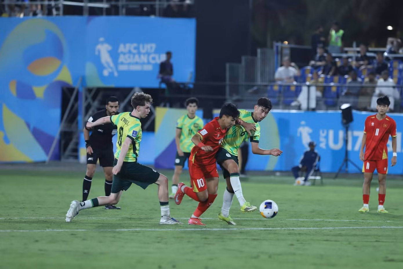 u17-viet-nam-vs-u17-australia-3.jpg