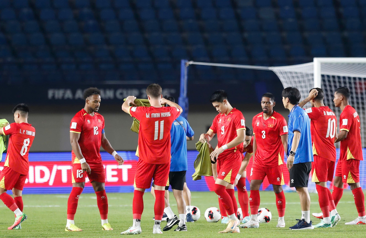 Trực tiếp Việt Nam vs Philippines 1-0 (hết H1): Hiệp đấu đúng ý đồ Trực tiếp Việt Nam vs Philippines 1-0 (hết H1): Hiệp đấu đúng ý đồ