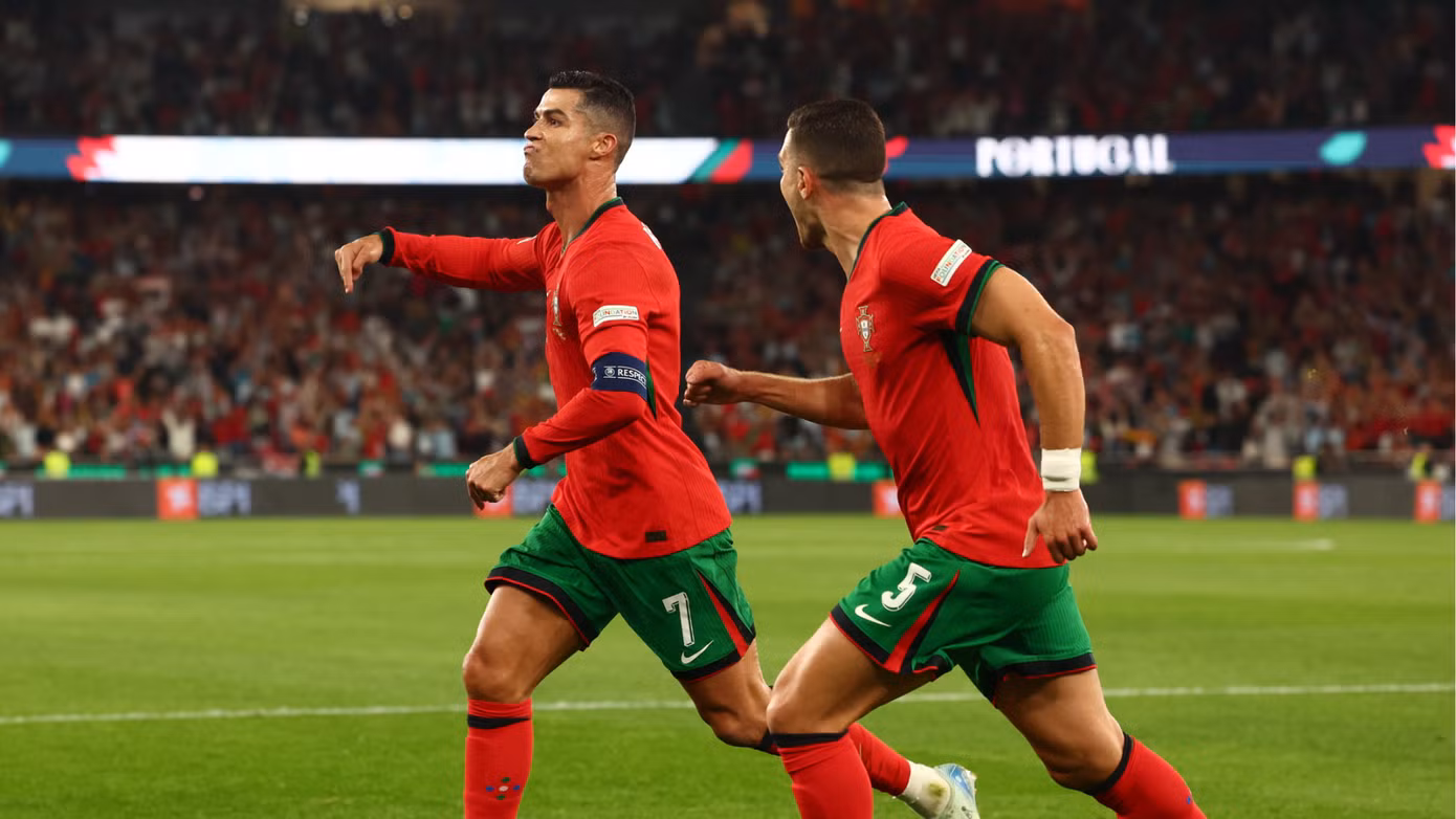 ronaldo-bo-dao-nha.png