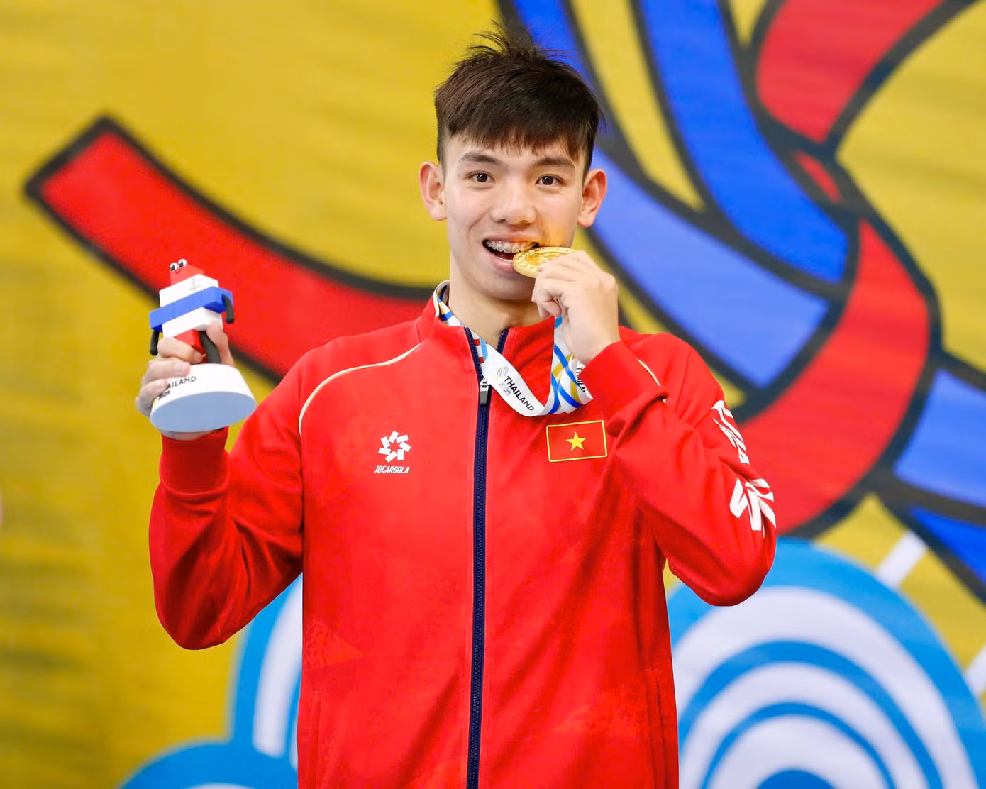huy-hoang-boi-4.jpg