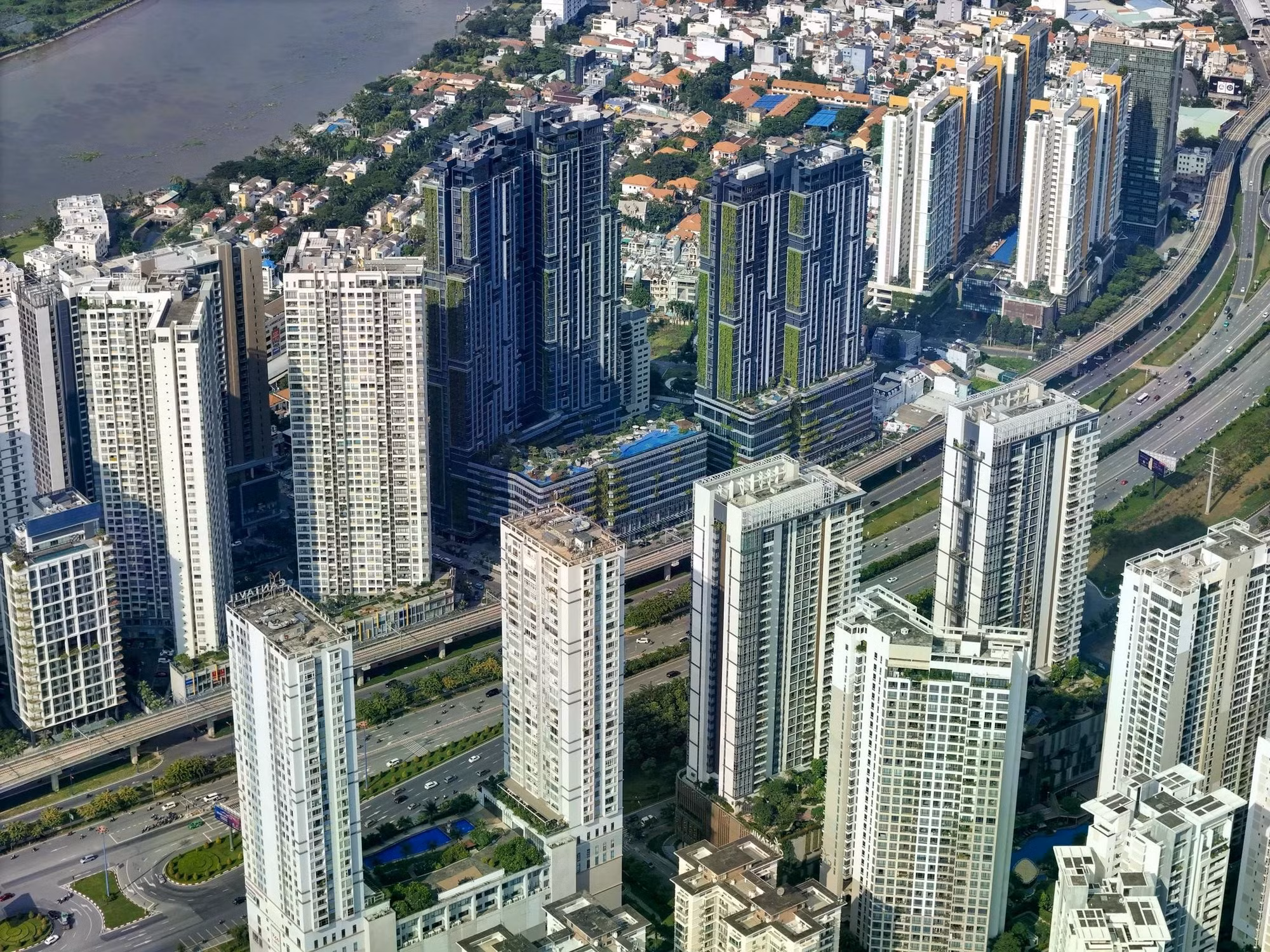 Lãi suất đang giảm, người vay mua nhà cần lưu ý điều này?