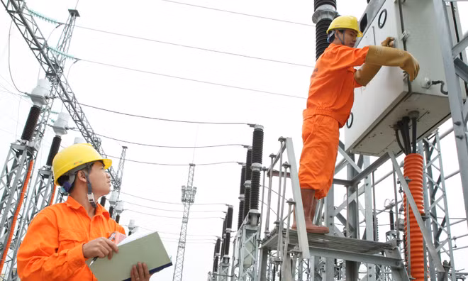 Tin vui về giá điện, thuế xăng dầu