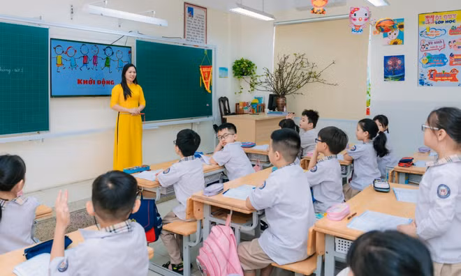 Đề xuất giảm tuổi nghỉ hưu giáo viên: Có nên áp một mốc tuổi cho tất cả?