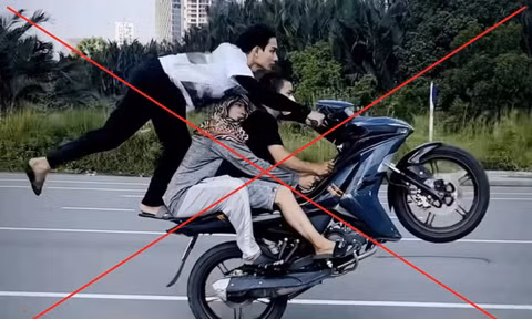 Người dân có thể phản ánh đua xe đến số điện thoại của Cục trưởng Cục CSGT