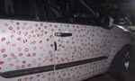 3.400 vết hôn trên xe hơi