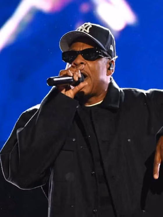 Jay-Z sẽ trình diễn tại Super Bowl Halftime Show 2027 sau 7 năm làm nhà sản xuất