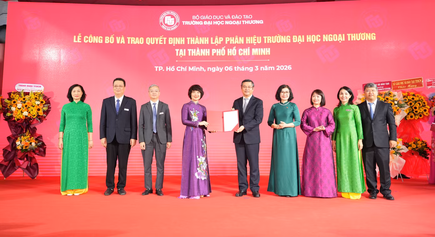1anh-bia.jpg