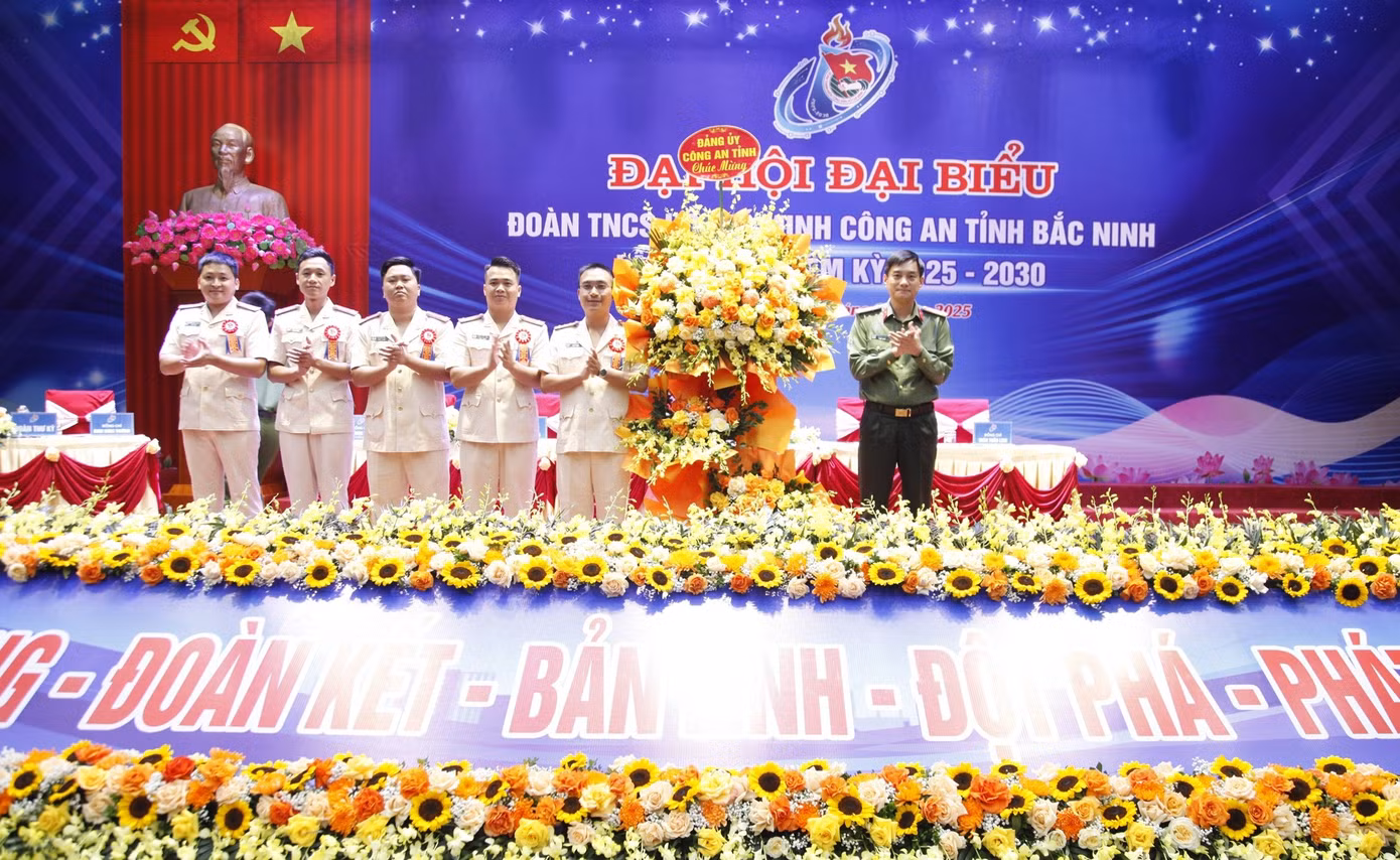 anh-cong-an-tinh.jpg