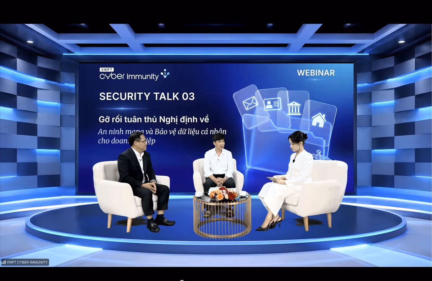 cac-chuyen-gia-trao-doi-tai-webinar-security-talk-03-do-vnpt.png