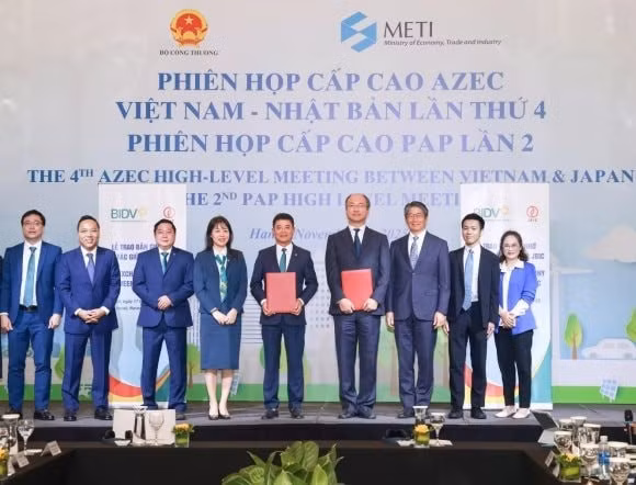 image002-9866.jpg