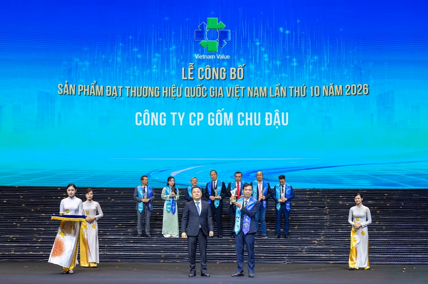 Công ty CP Gốm Chu Đậu lần thứ 4 liên tiếp được vinh danh Thương hiệu quốc gia