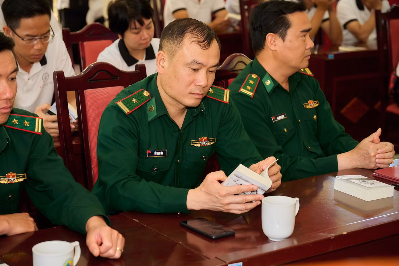 hinh-9d.jpg