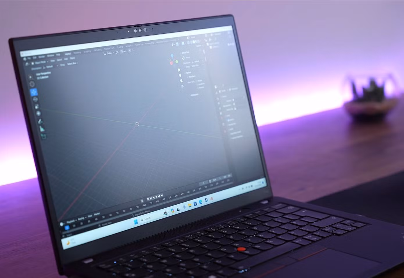 khung-vo-thinkpad-laptopsvn.jpg