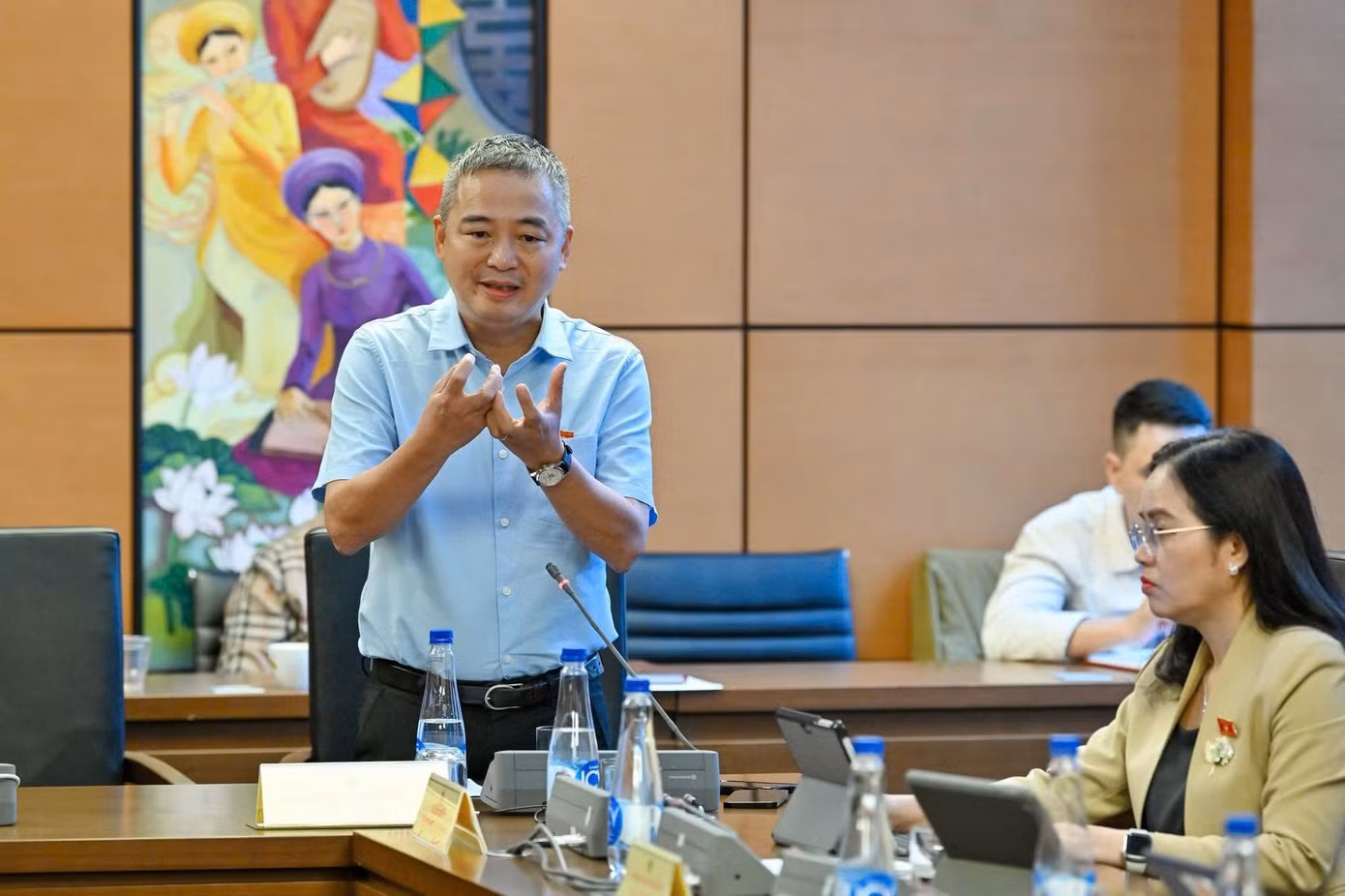 dai-bieu-nguyen-lan-hieu-1.jpg