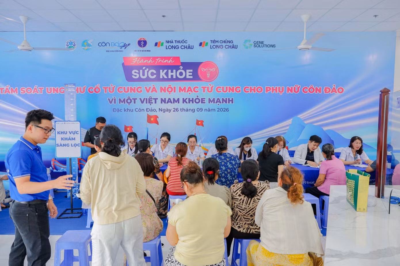 Long Châu tiếp tục chăm sóc sức khỏe người dân Côn Đảo, triển khai chương trình tầm soát ung thư miễn phí ảnh 1