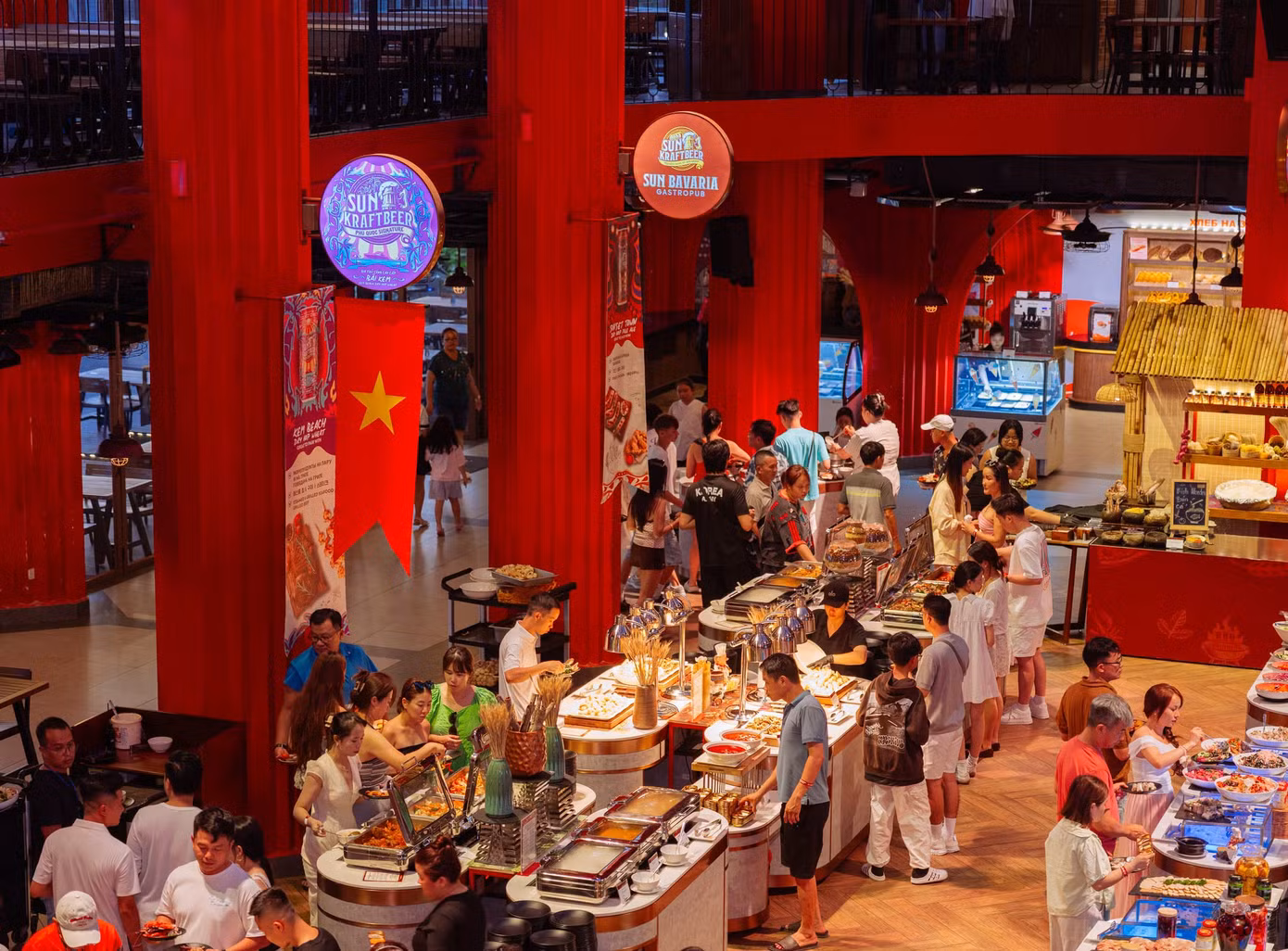 'Cảng bia' của Phú Quốc đón mùa đẹp nhất năm với 100 món buffet ảnh 2
