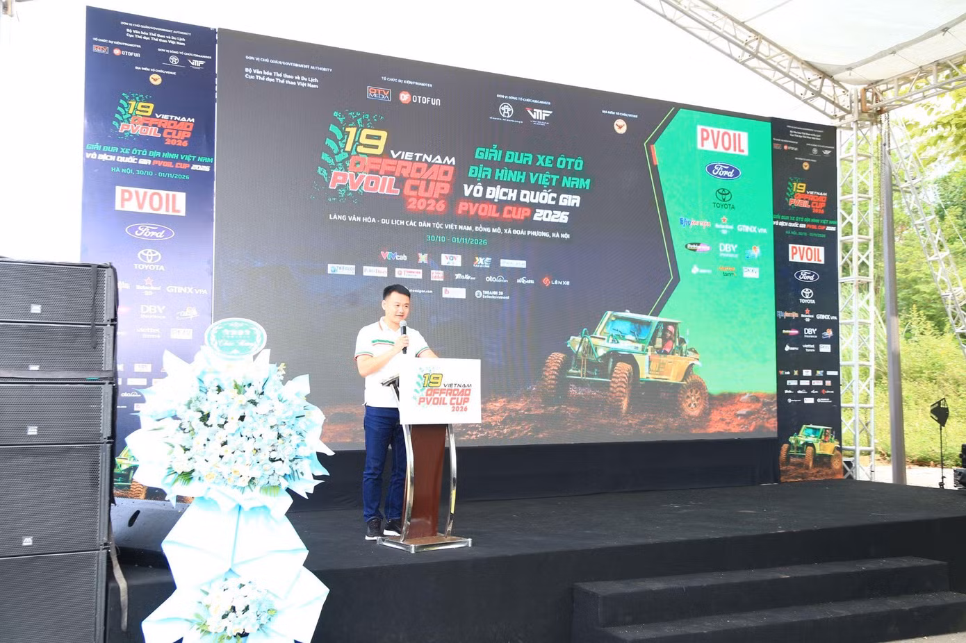 Ông Lê Trung Hưng - Phó Tổng Giám đốc Tổng công ty Dầu Việt Nam - CTCP (PVOIL) phát biểu tại lễ khai mạc