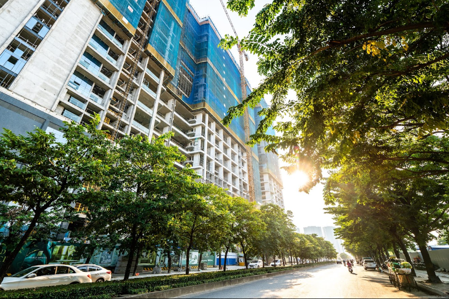 Dự án hàng hiệu tại Ciputra tăng tốc về đích, gây bất ngờ với khung cảnh nhạc nước rực rỡ ở lõi cảnh quan