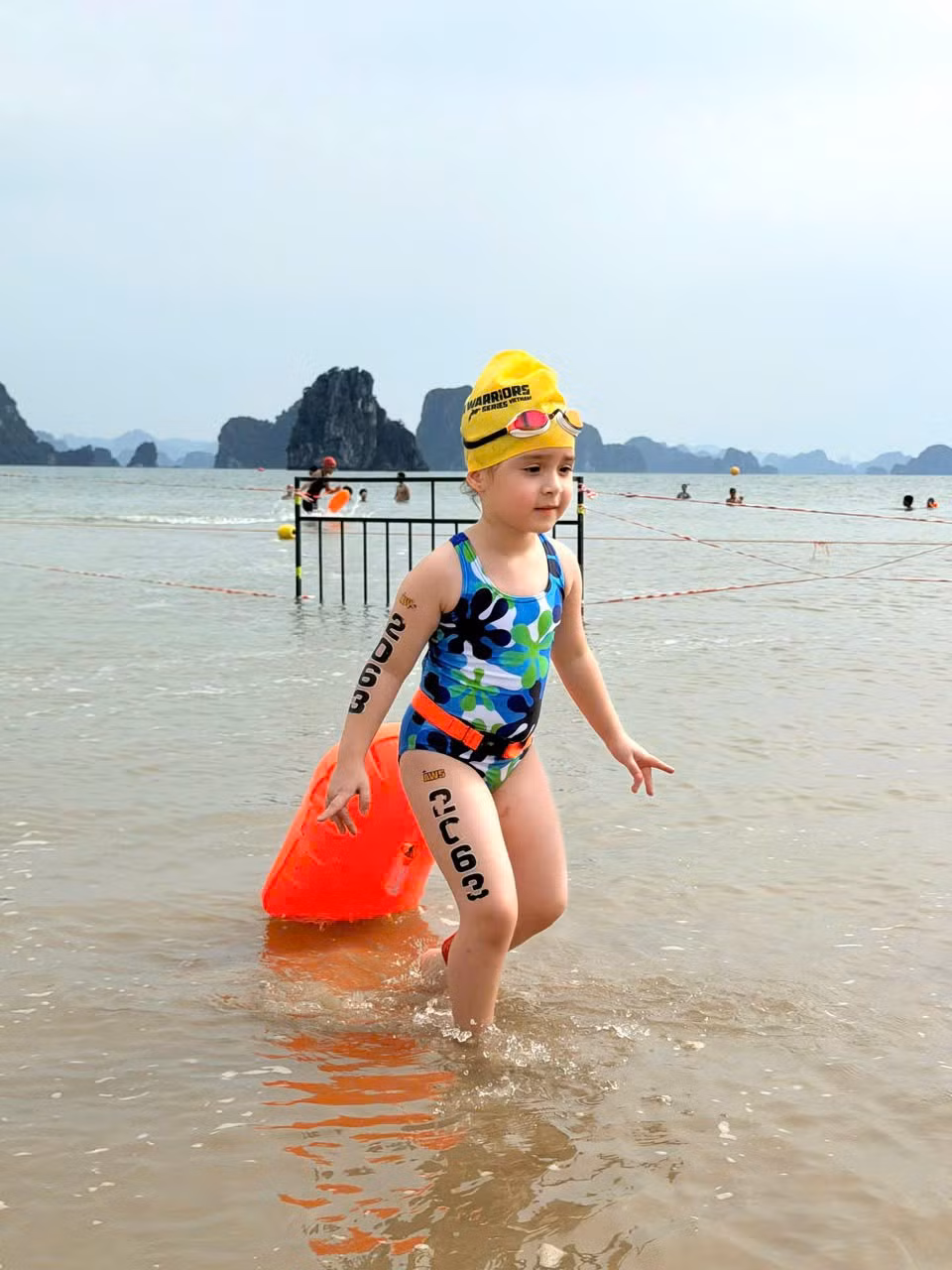 VĐV nhí Juliette Duchemin hoàn thành phần thi đấu của mình